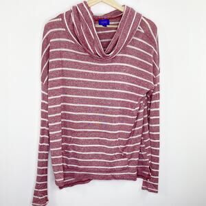 City Stars Red White Turtleneck Long Sleeve Pullover Women's Size X-Large XL